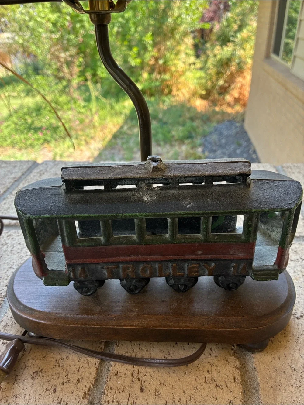 Cast iron Train trolley Lamp Vtg 1970 Trolley Train Car Bedside Lamp Orig. Shade